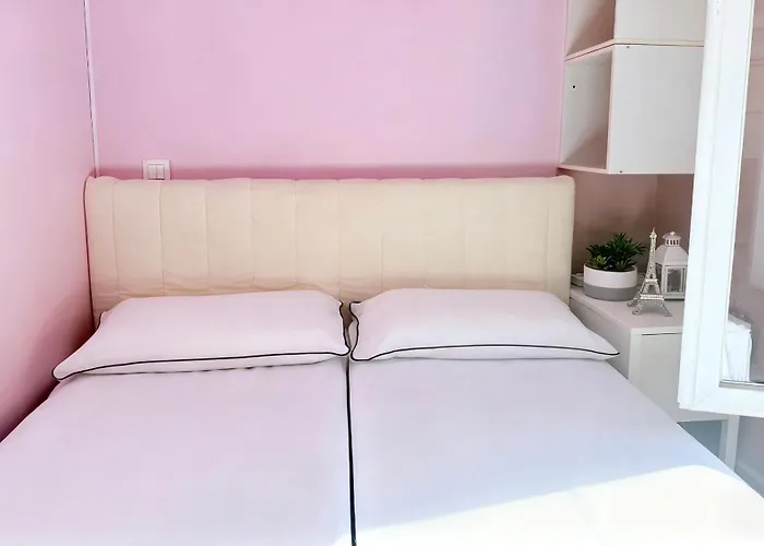Pink Warm Near Arc De Triomphe דירה