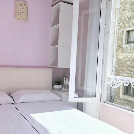 Pink Warm Near Arc De Triomphe דירה